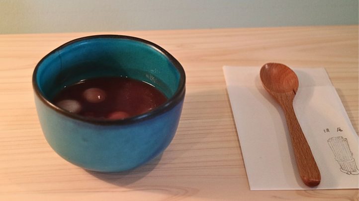 お茶とお菓子横尾のおしるこ