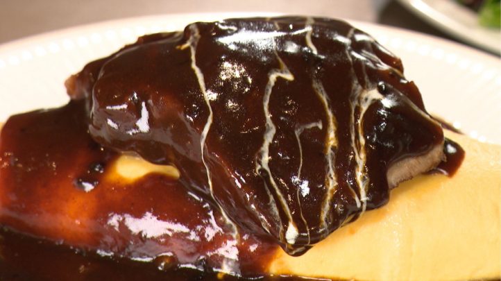 肉料理Nickの牛タンオムライス