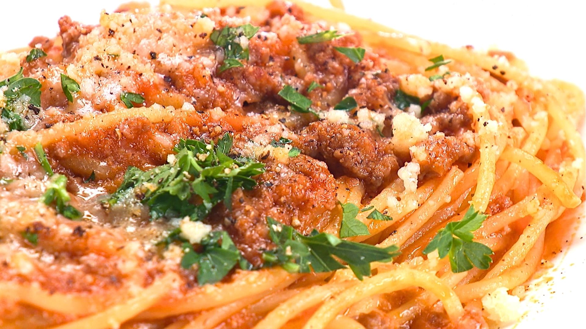 クリーム・クラヨシのスパゲッティボロネーゼソース