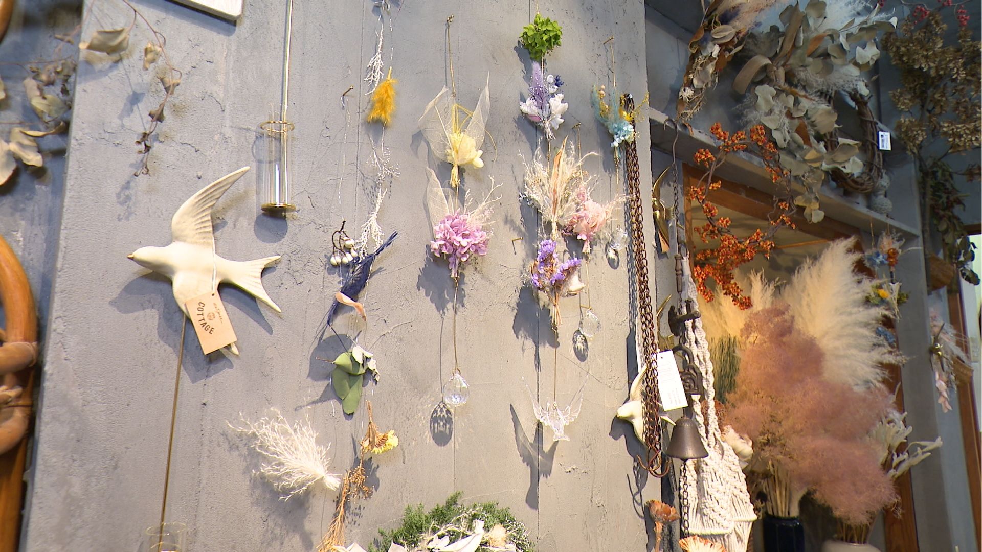 ドライフラワーのモビール