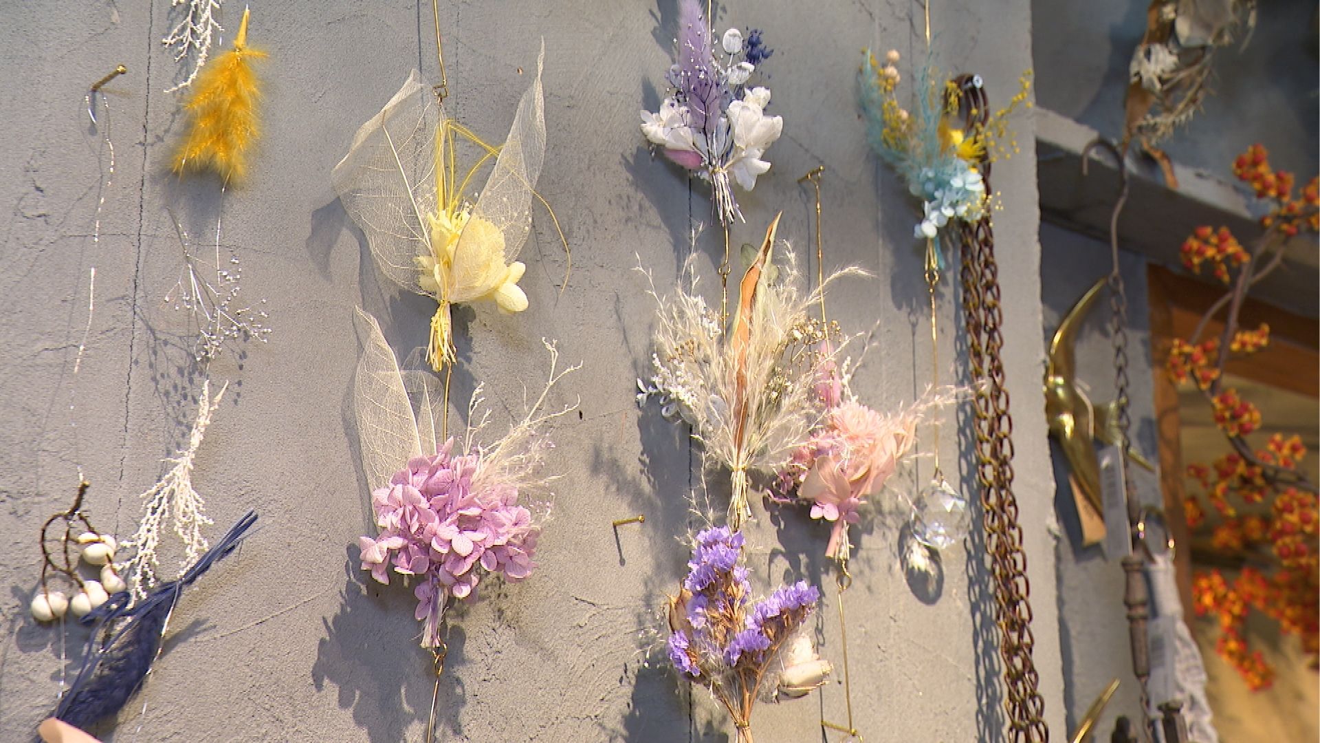 アトリエコーラルのドライフラワーのモビール