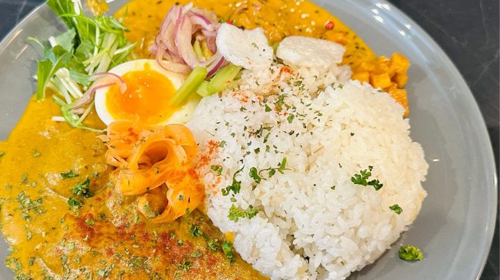 紺屋カレーのあいがけカレー