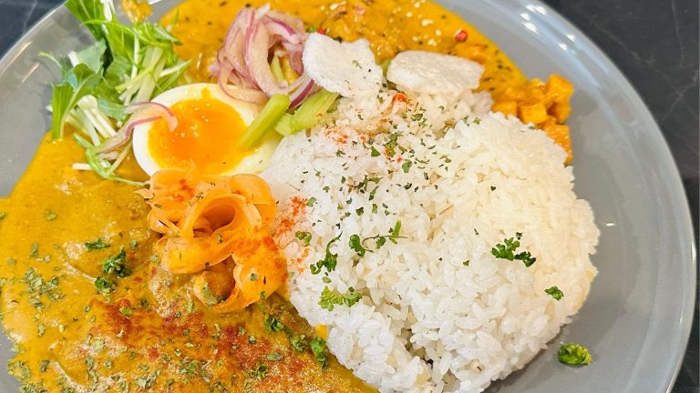 紺屋カレーのあいがけカレー