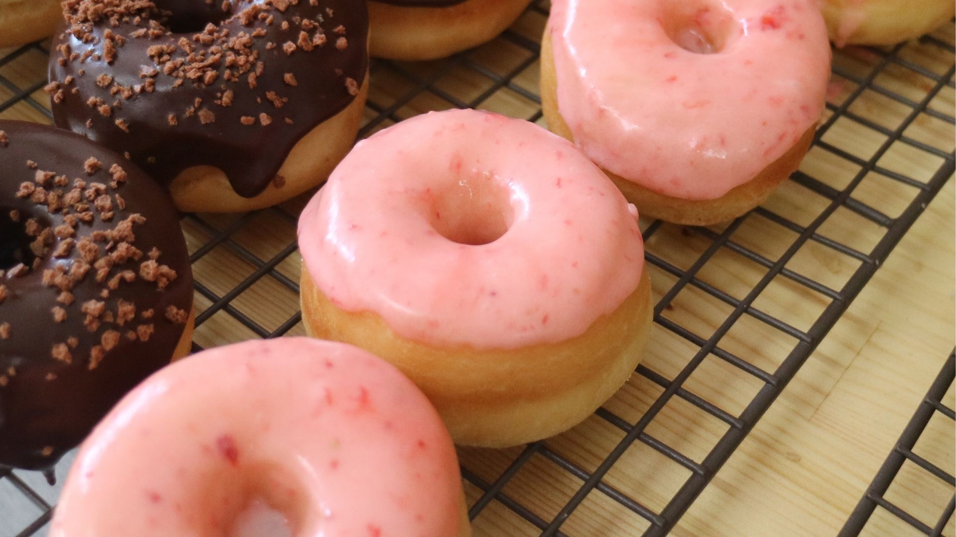 O-chan Donut Stand THE DONUT いちご