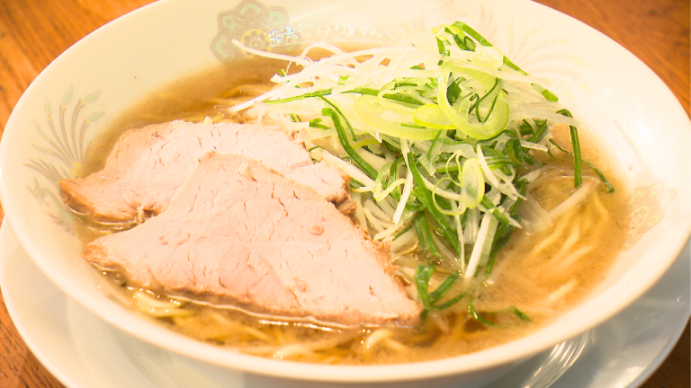 あさがおの看板商品である中華そば塩