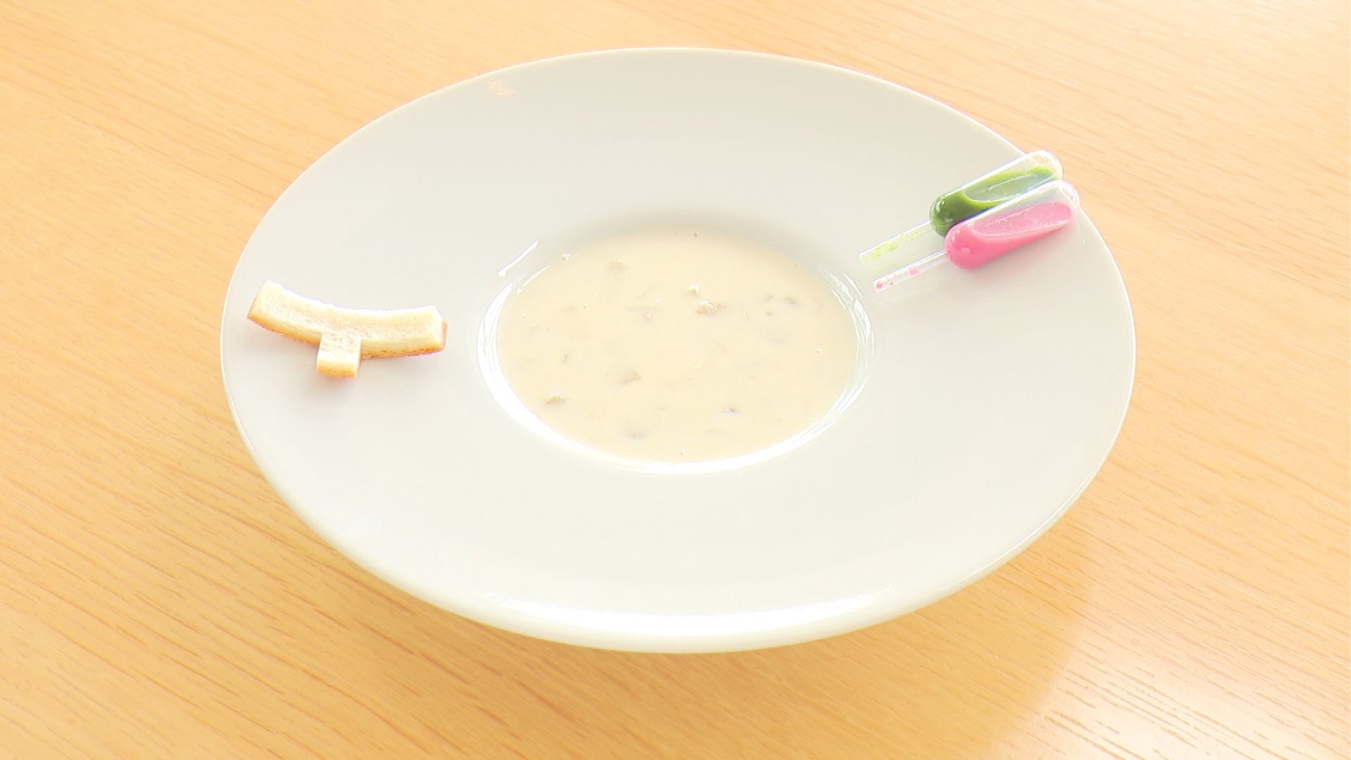 鳥取県立美術館のカフェメニューであるキャンバススープ