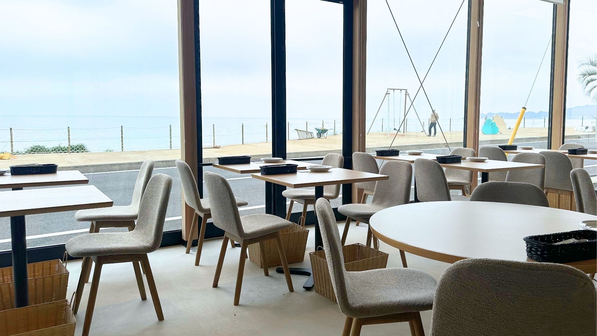 ロカーレの内観