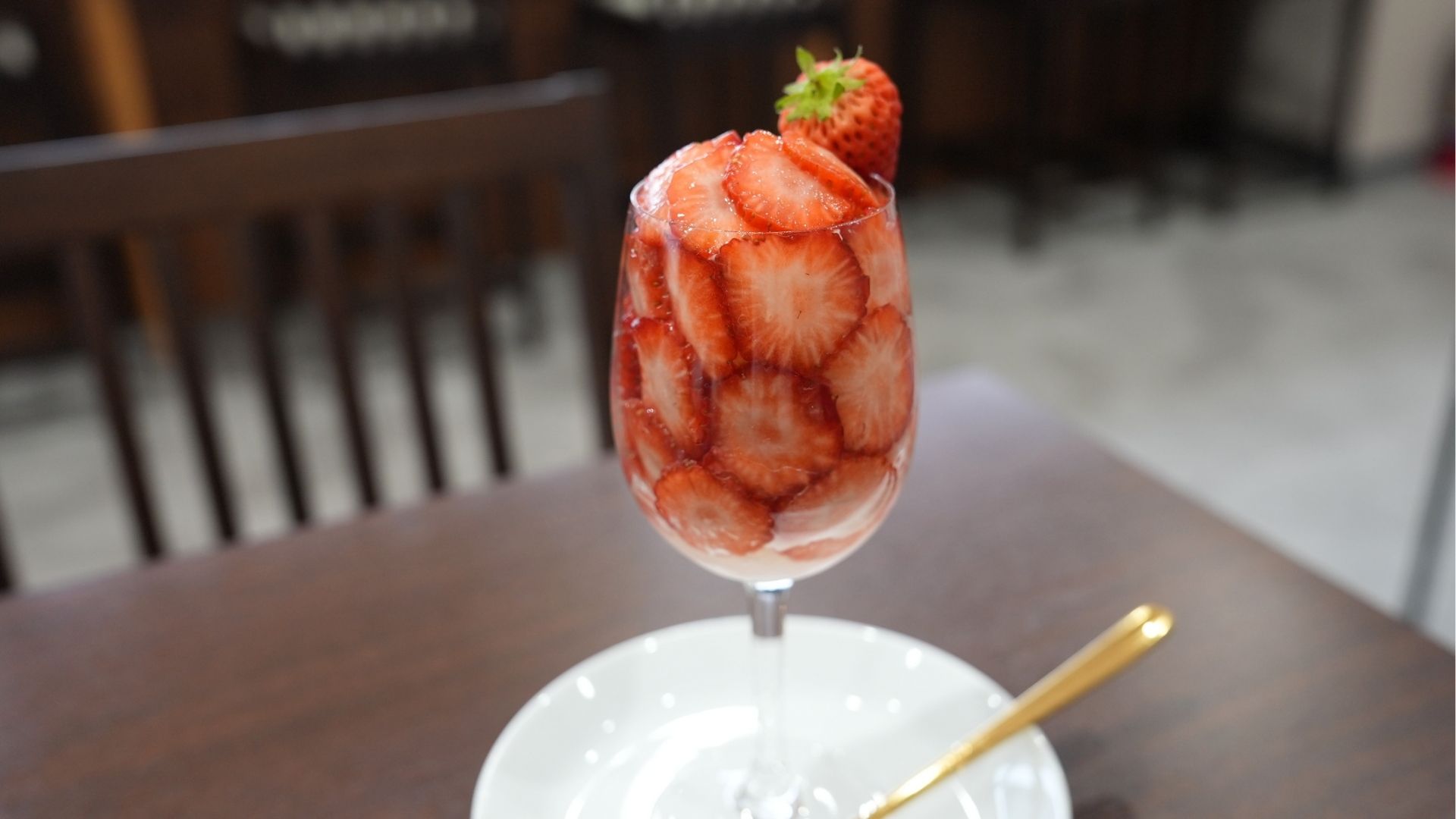 あまとう苺パフェ