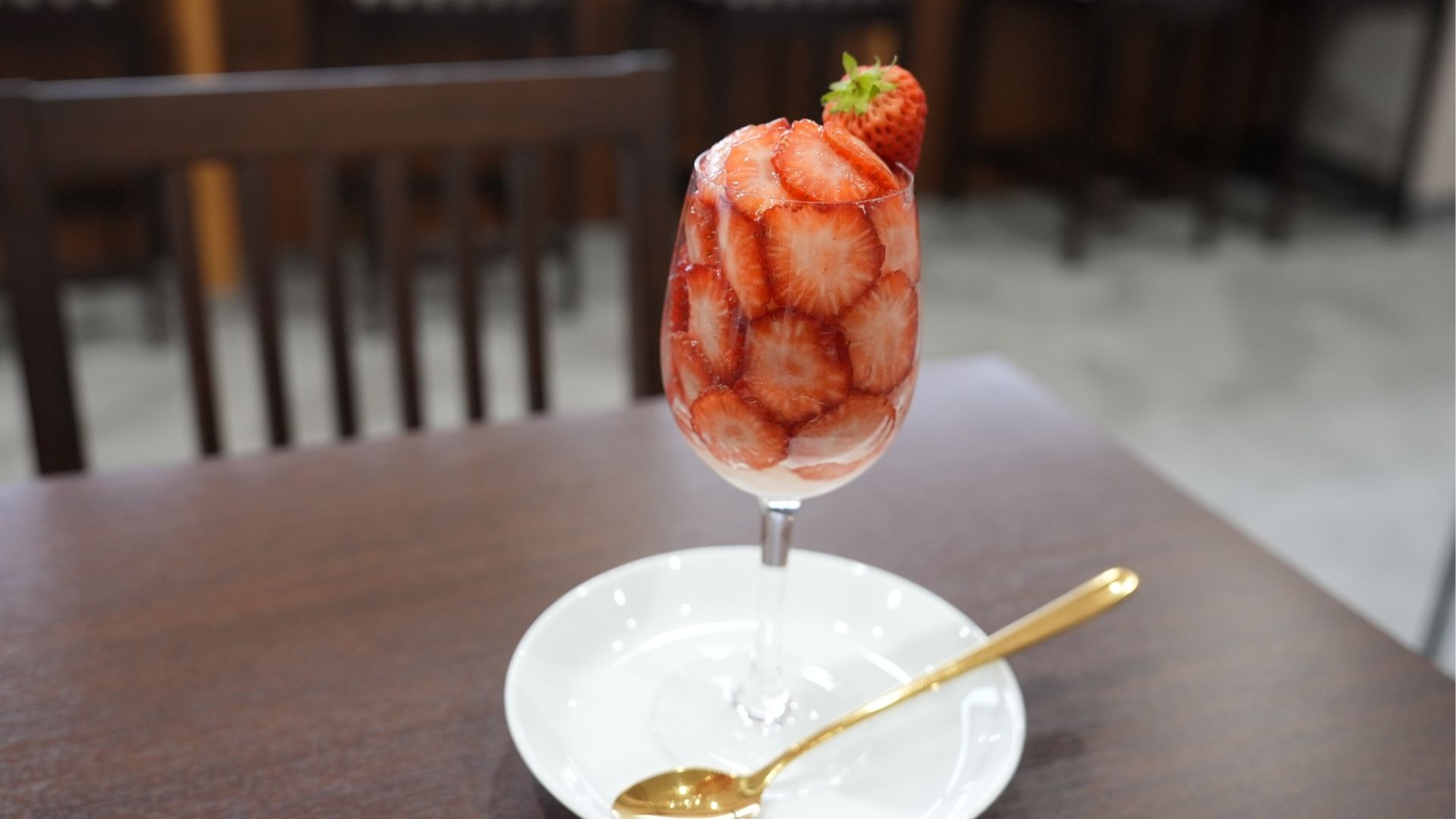 あまとう苺パフェ