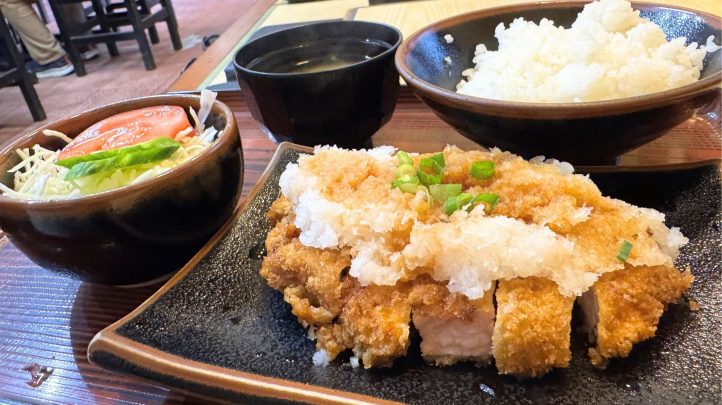 ぼうげつ　とんかつ