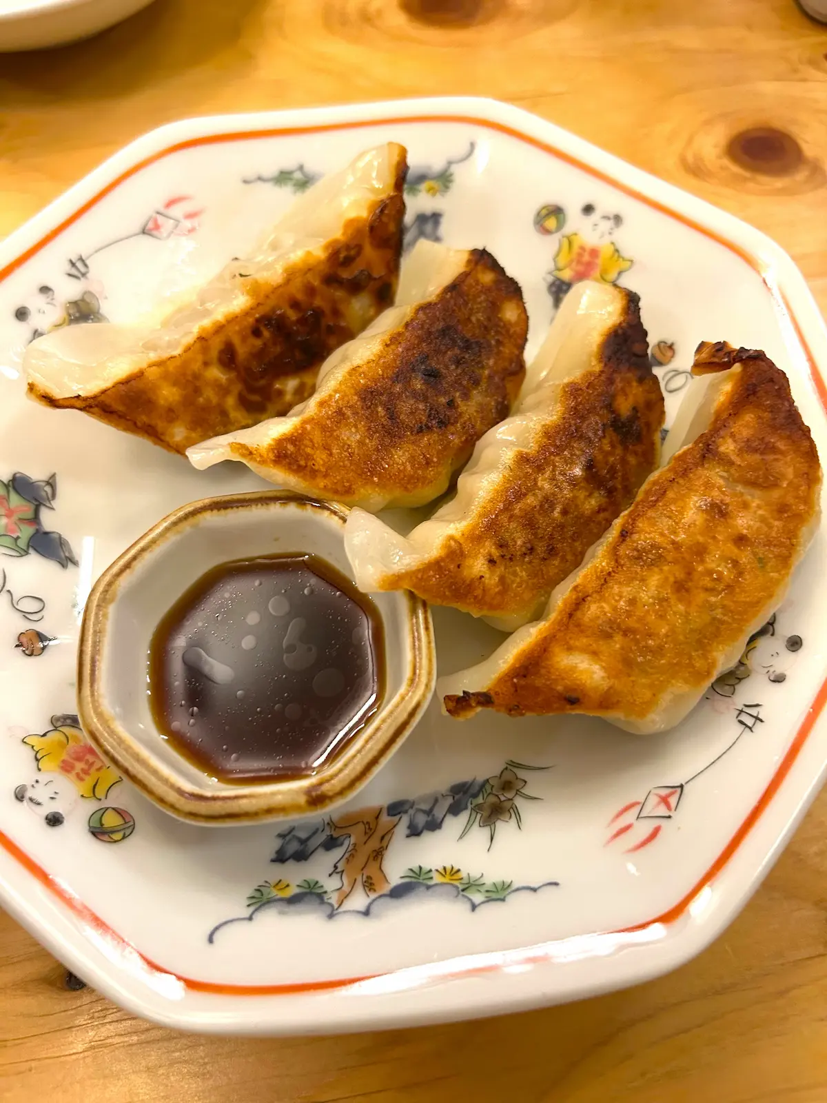 小田銀座　餃子