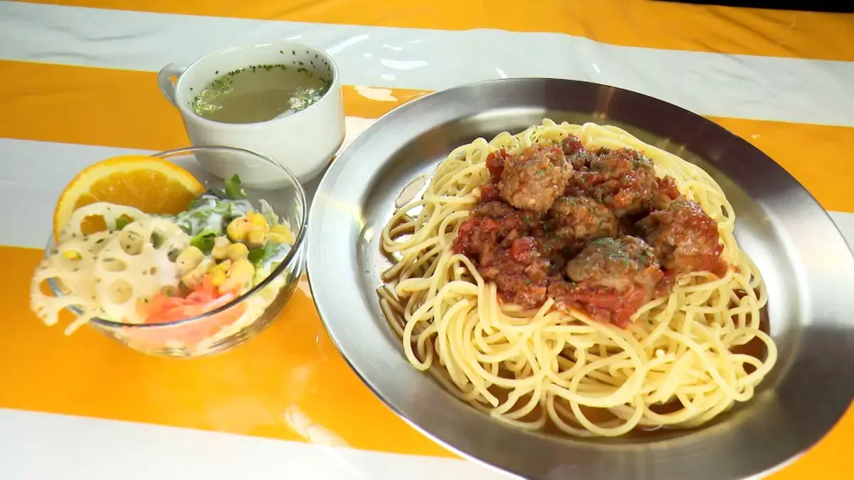 AU dinerのミートボールスパゲッティ