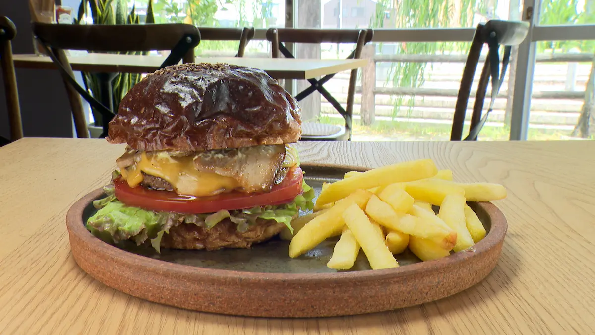 PLACEの看板メニューPLACEバーガー