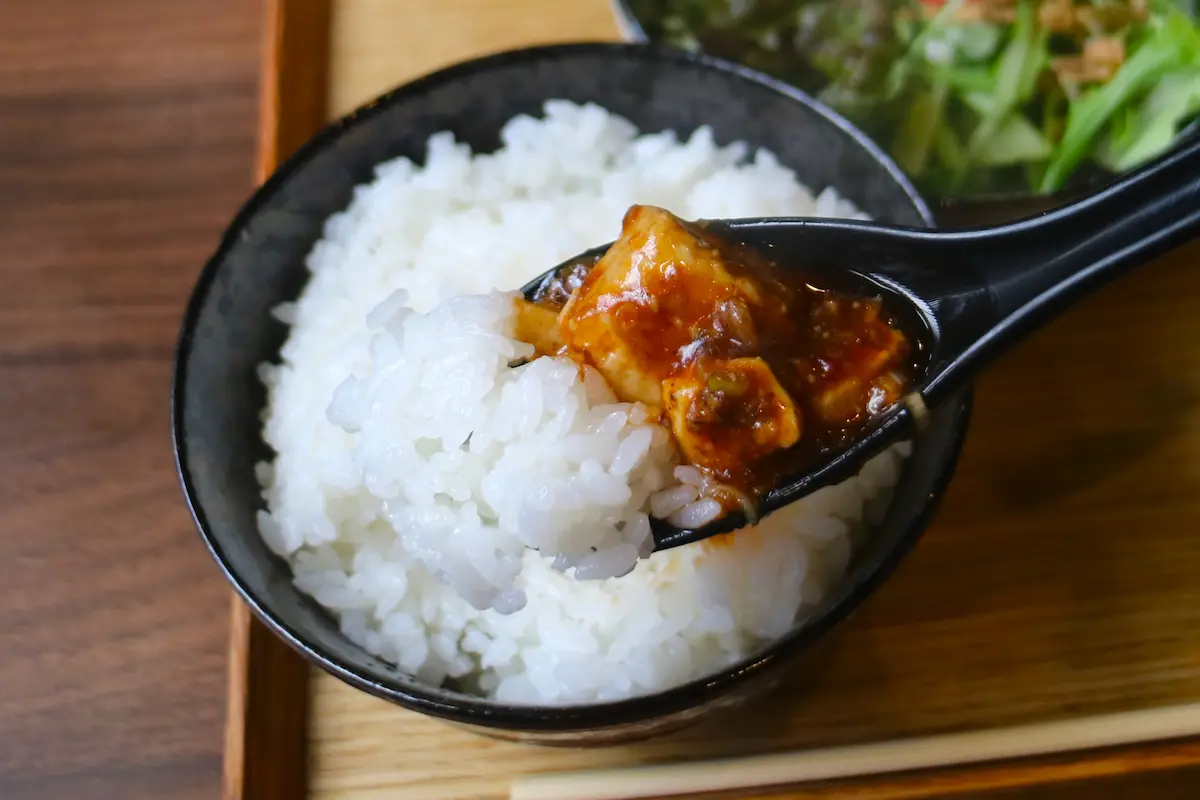 松江市の中華料理店「白兎」の四川風麻婆豆腐はごはんにぴったり