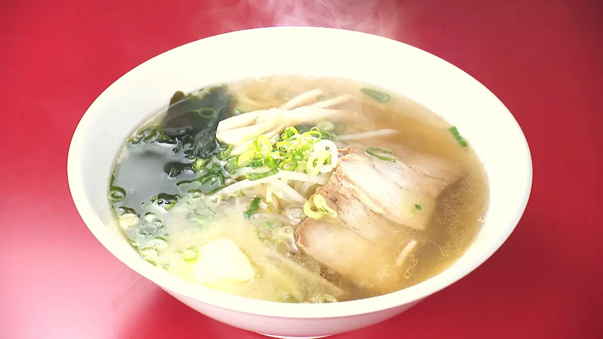中華飯店かげやまのバターラーメン