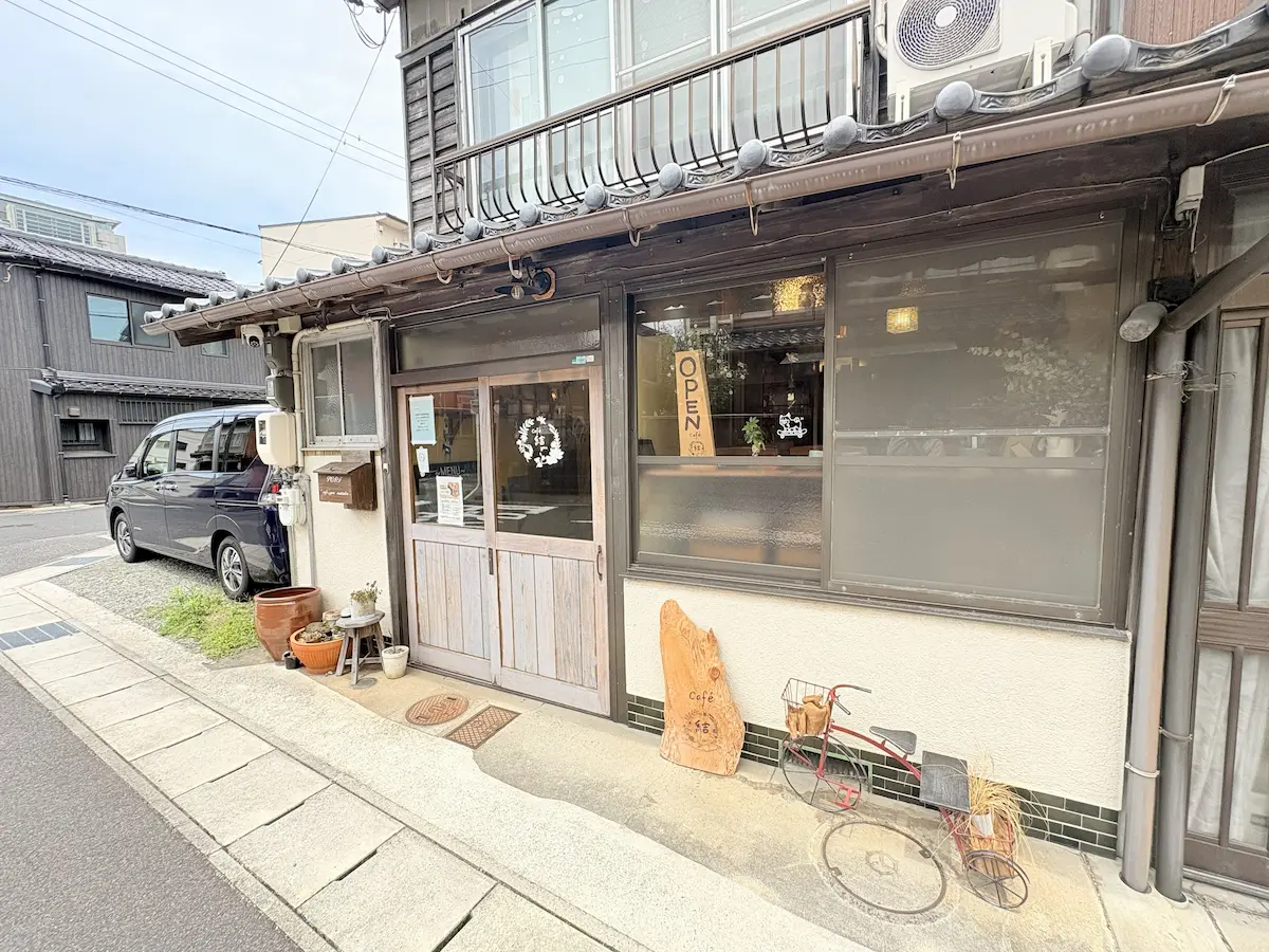 松江市の人気店カフェゆうの外観
