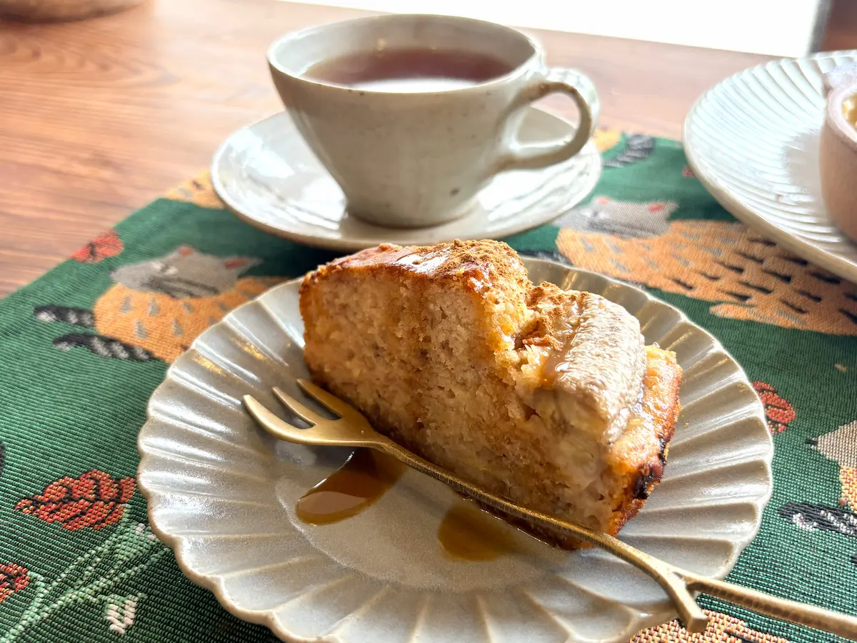 カフェゆうの米粉バナナケーキ