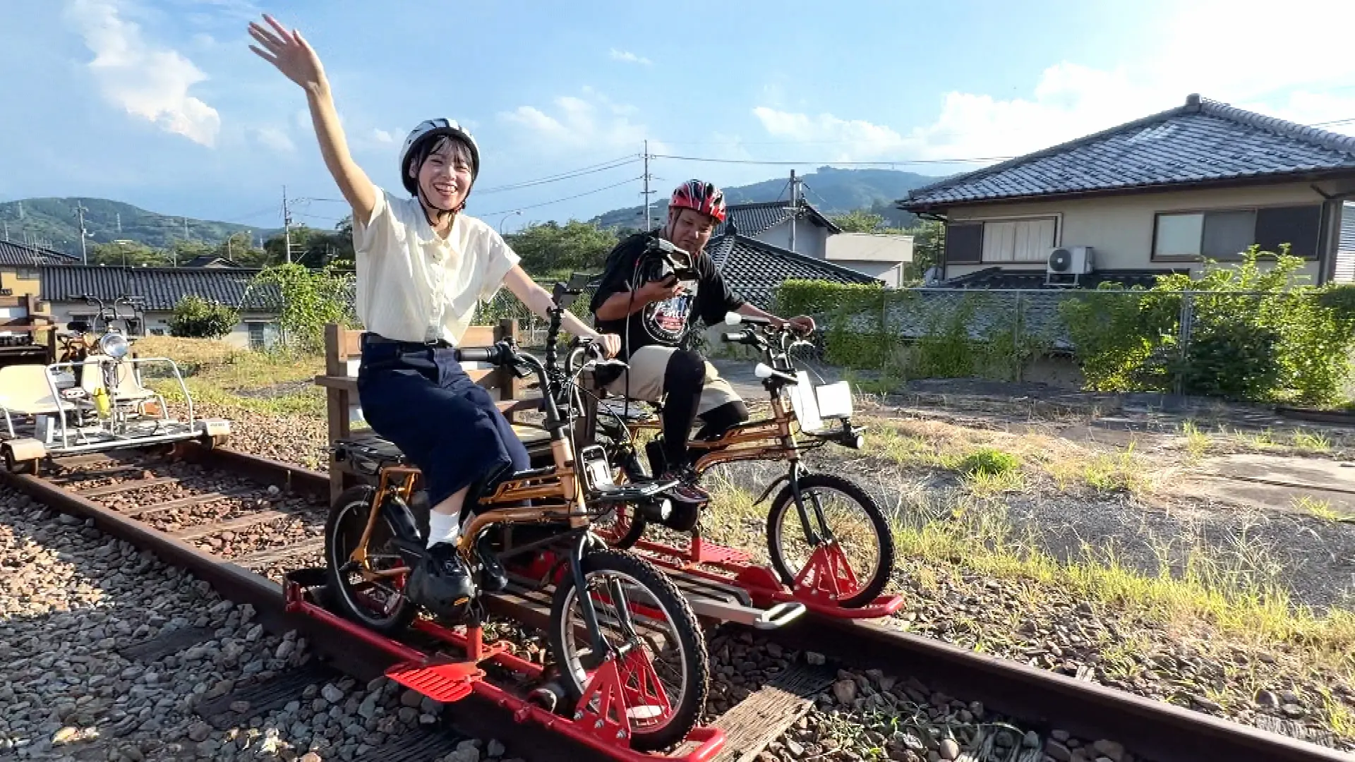 三次市の尾関山駅で体験できるレールマウンテンバイク